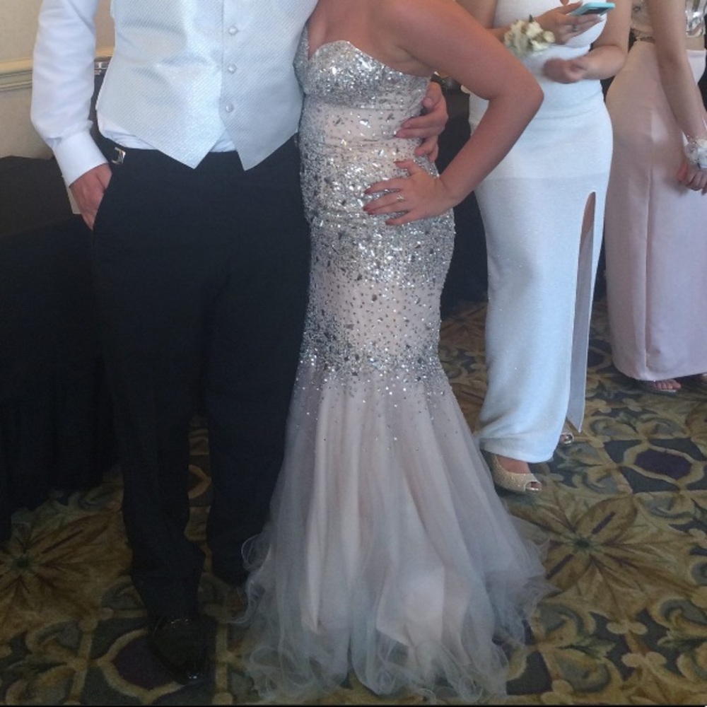 Prom dress